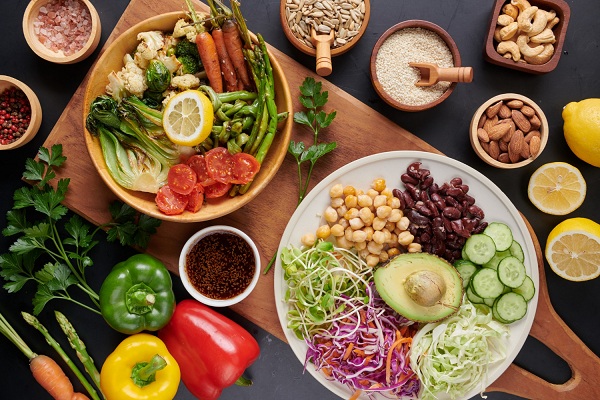 غذای وگان چیست - رایانز
